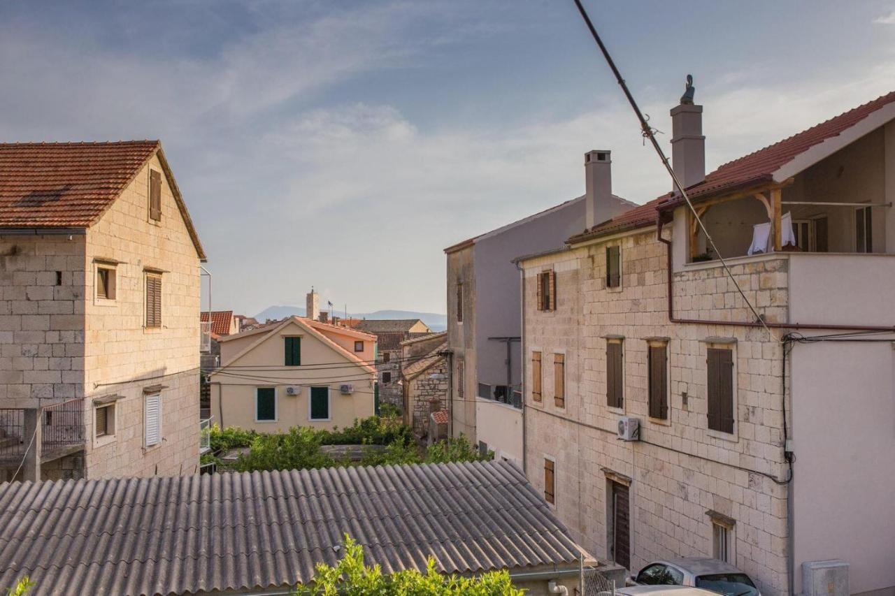 Apartmani Katija Комижа Екстер'єр фото